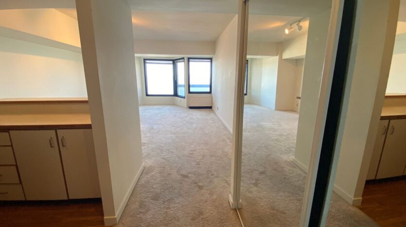 6363 Christie Ave #1413 - Emeryville - California - 1 bed, 1 bath rental property