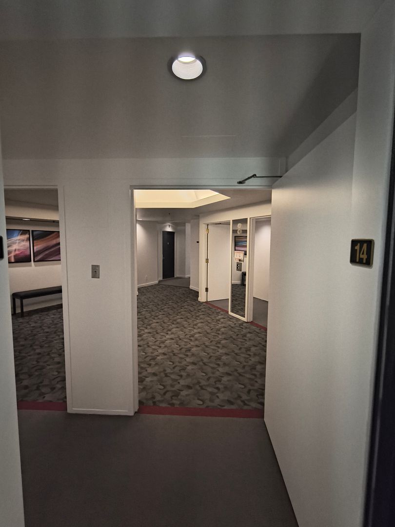 6363 Christie Ave #1413 - Emeryville - California - 1 bed, 1 bath rental property