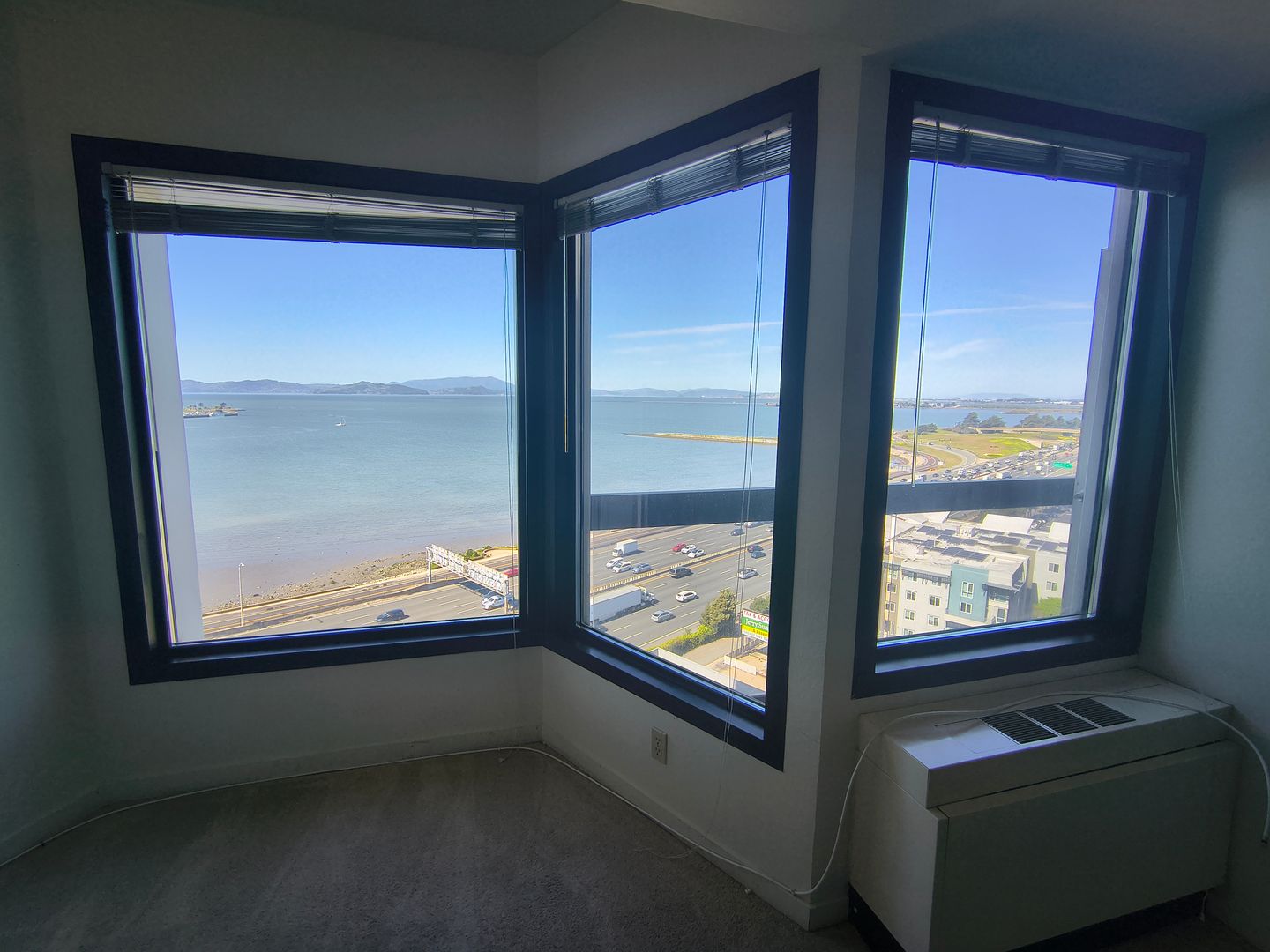 6363 Christie Ave #1413 - Emeryville - California - 1 bed, 1 bath rental property