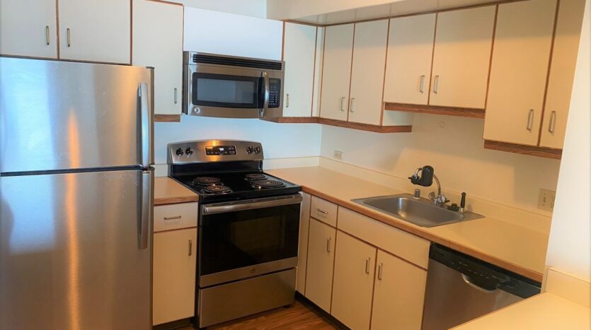 6363 Christie Ave #1413 - Emeryville - California - 1 bed, 1 bath rental property