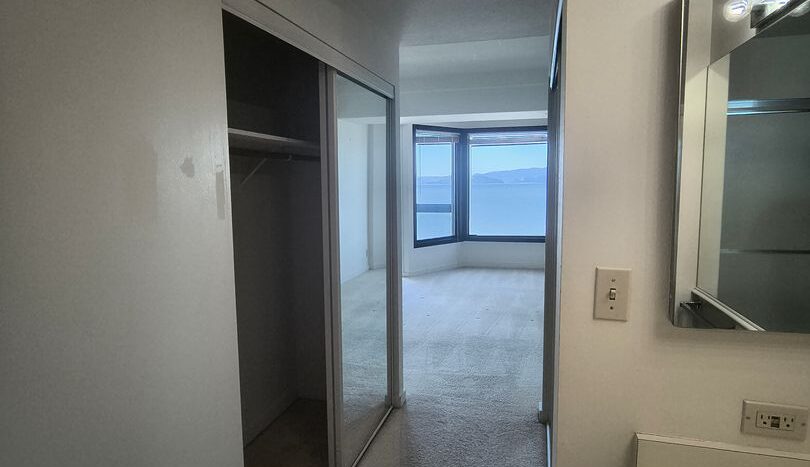 6363 Christie Ave #1413 - Emeryville - California - 1 bed, 1 bath rental property