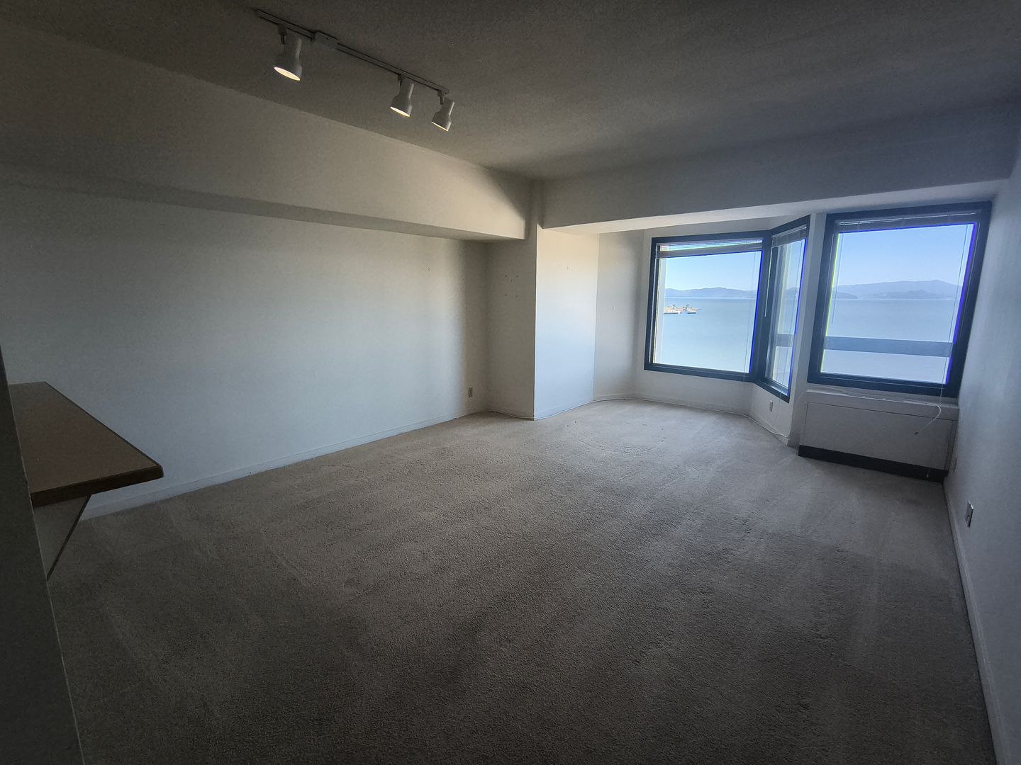 6363 Christie Ave #1413 - Emeryville - California - 1 bed, 1 bath rental property