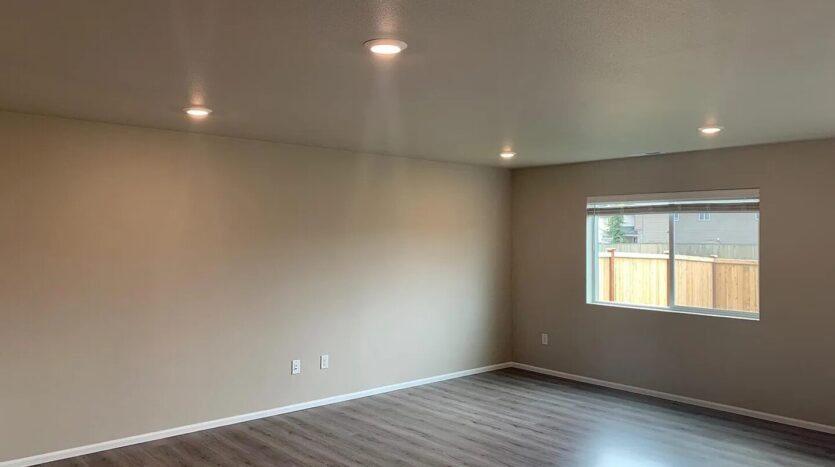 6500 44th St E - Fife - Washington - 4 bed, 3 bath rental property