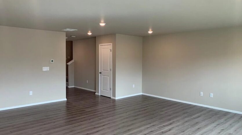 6500 44th St E - Fife - Washington - 4 bed, 3 bath rental property