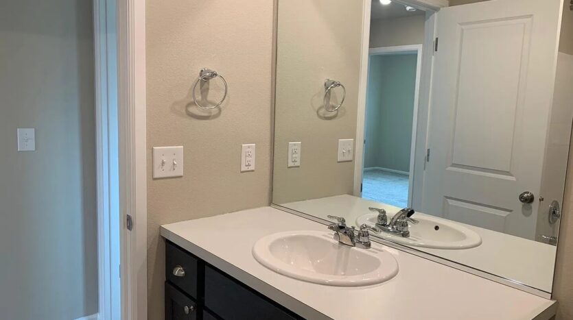 6500 44th St E - Fife - Washington - 4 bed, 3 bath rental property