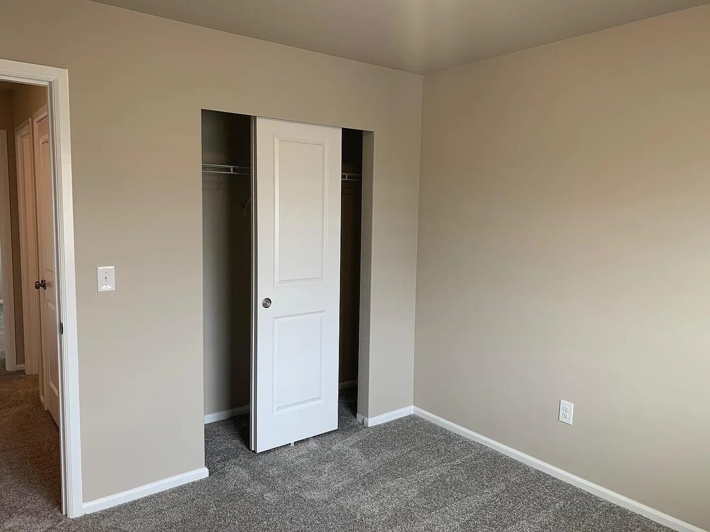 6500 44th St E - Fife - Washington - 4 bed, 3 bath rental property