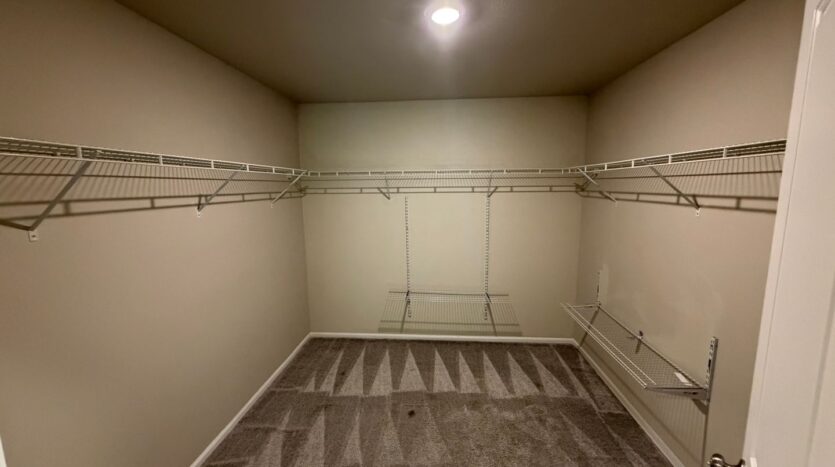 6500 44th St E - Fife - Washington - 4 bed, 3 bath rental property