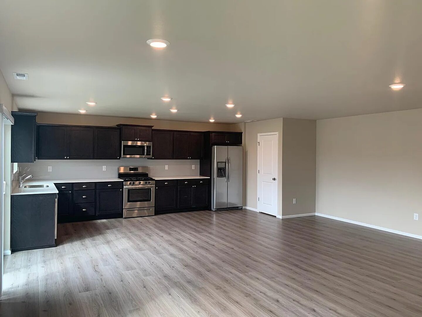 6500 44th St E - Fife - Washington - 4 bed, 3 bath rental property