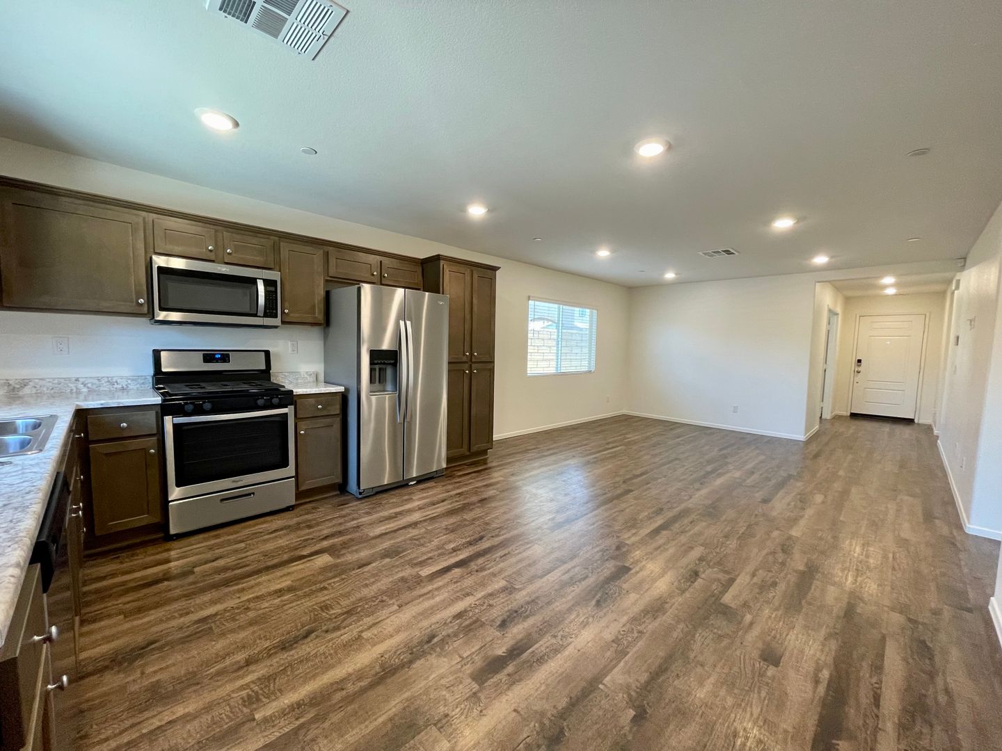 67547 Rio Plata Road - Cathedral City - California - 3 bed, 2 bath rental property