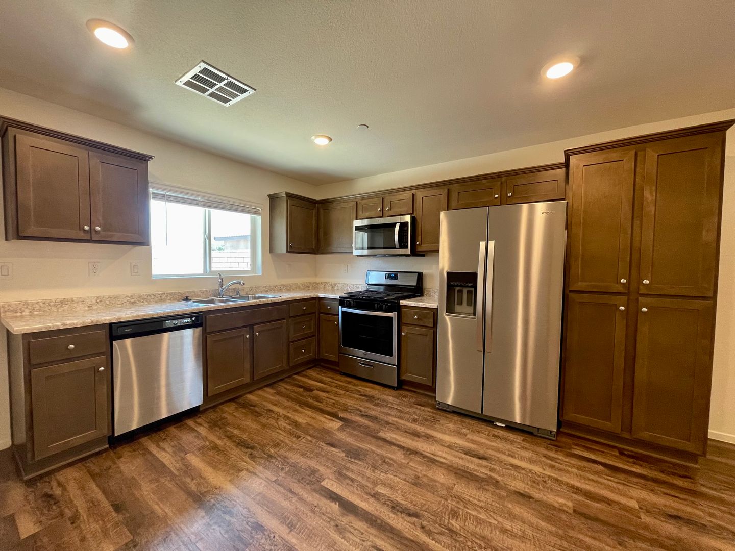 67547 Rio Plata Road - Cathedral City - California - 3 bed, 2 bath rental property