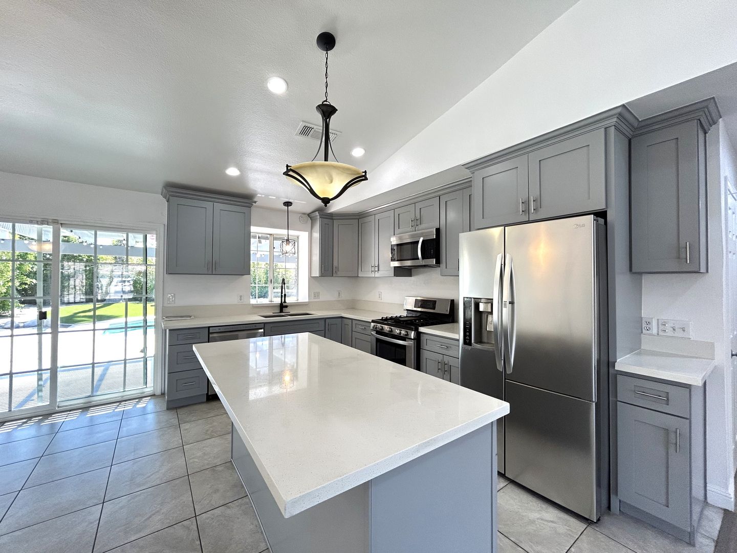 68665 Risueno Rd - Cathedral City - California - 3 bed, 2 bath rental property