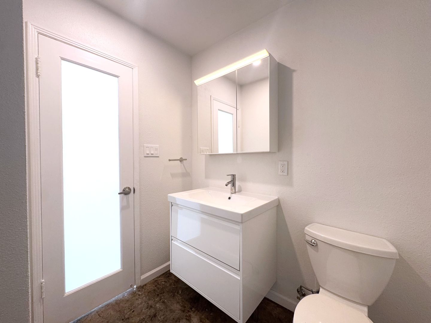 700 N Riverside Dr.  - Unit 4 - Palm Springs - California - 1 bath rental property