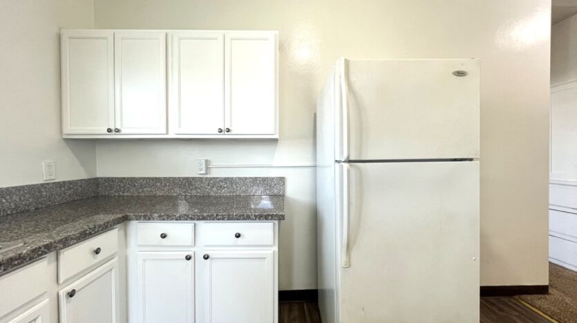 704 S Howard St Apt B - Corona - California - 2 bed, 1 bath rental property