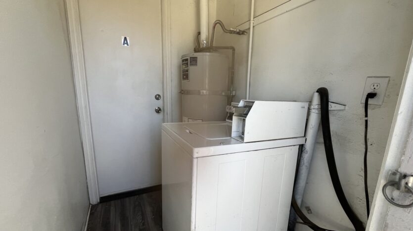 704 S Howard St Apt B - Corona - California - 2 bed, 1 bath rental property