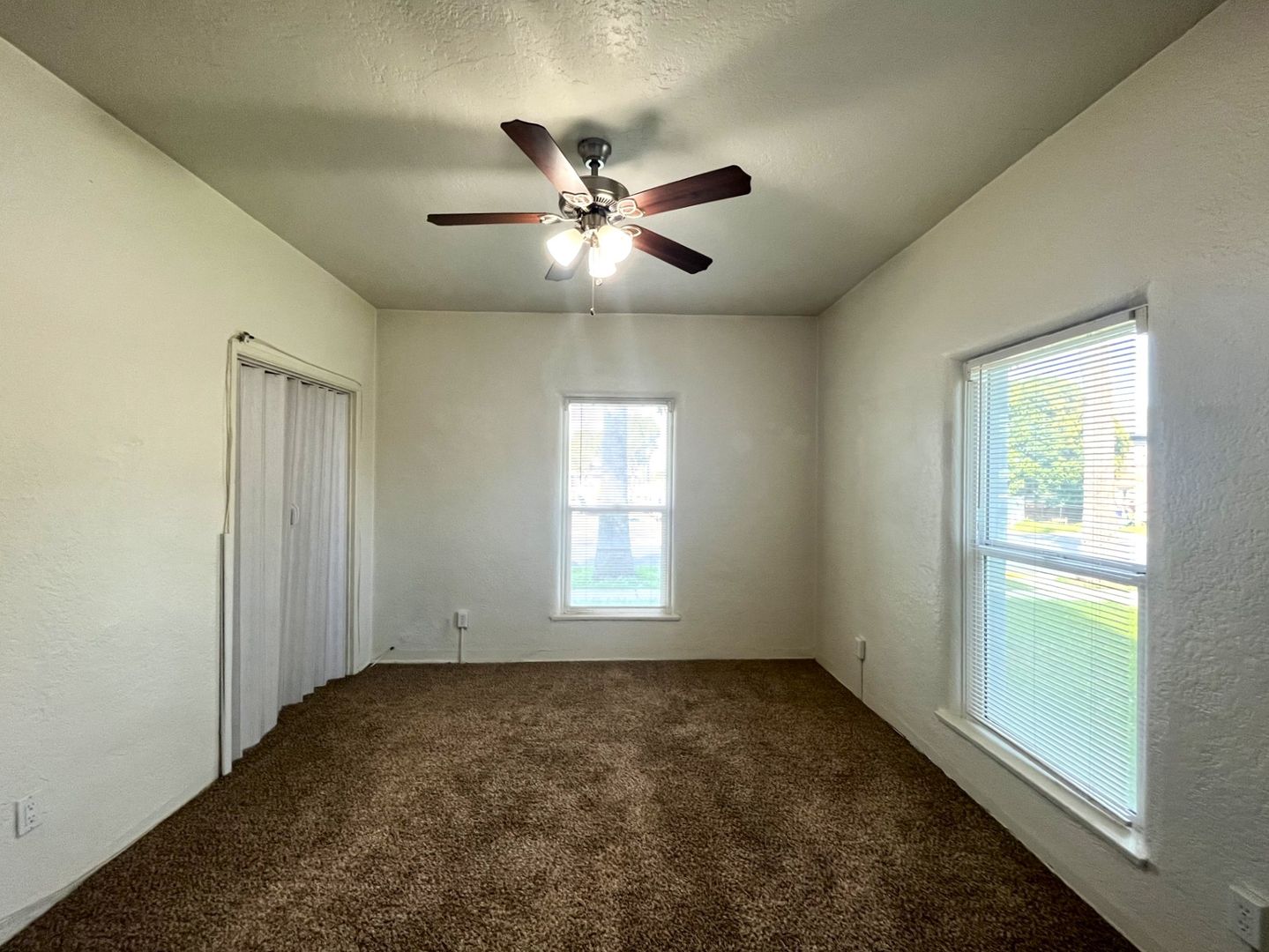 704 S Howard St Apt B - Corona - California - 2 bed, 1 bath rental property