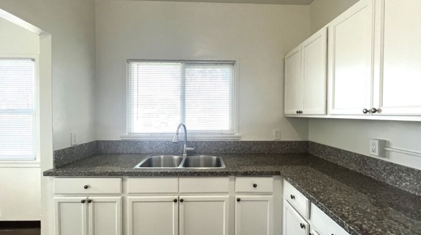 704 S Howard St Apt B - Corona - California - 2 bed, 1 bath rental property