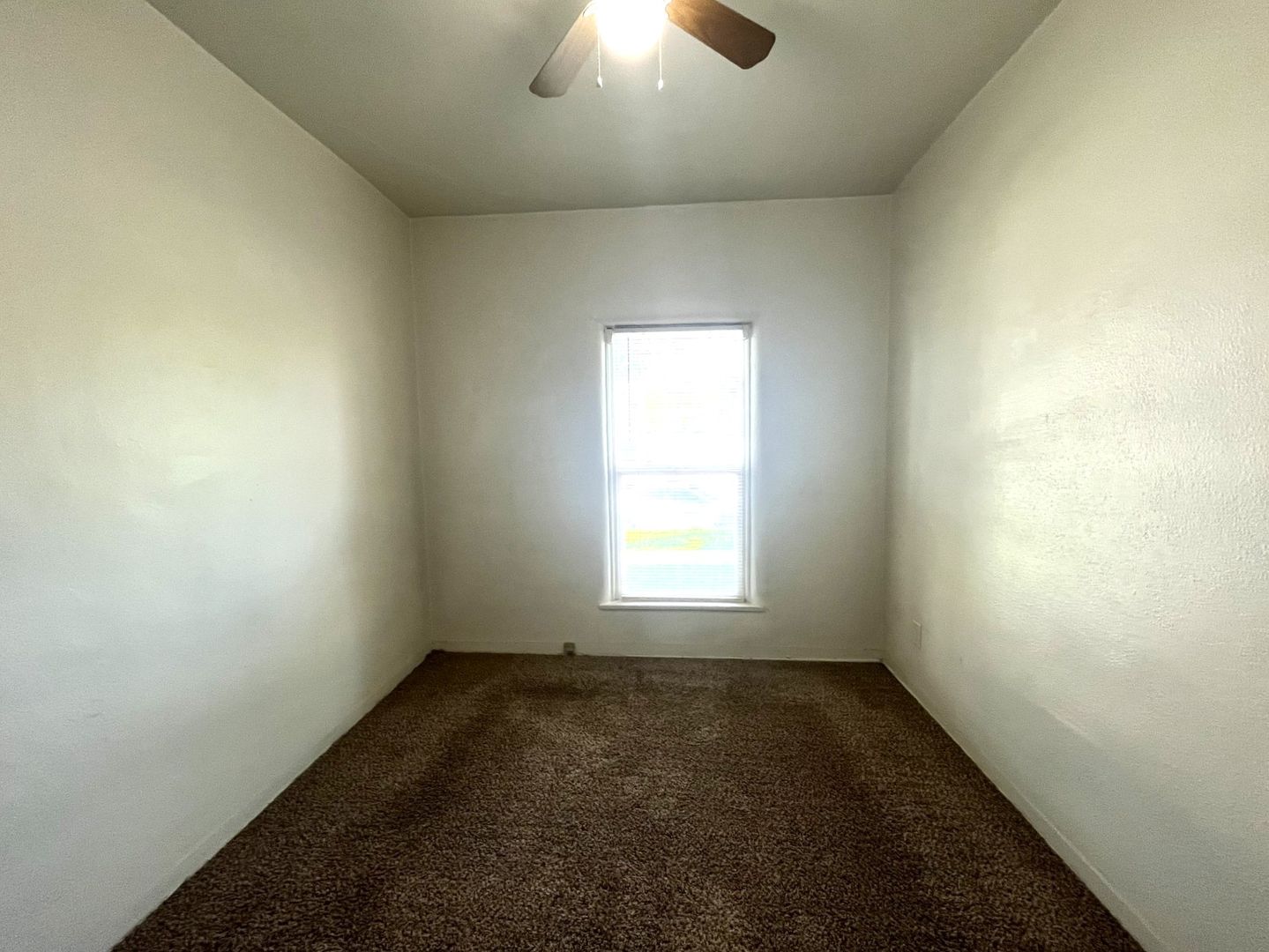 704 S Howard St Apt B - Corona - California - 2 bed, 1 bath rental property