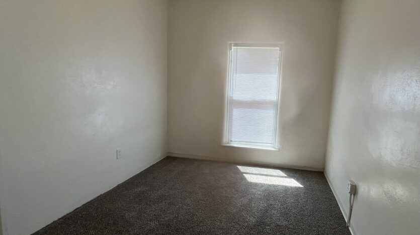 704 S Howard St Apt B - Corona - California - 2 bed, 1 bath rental property