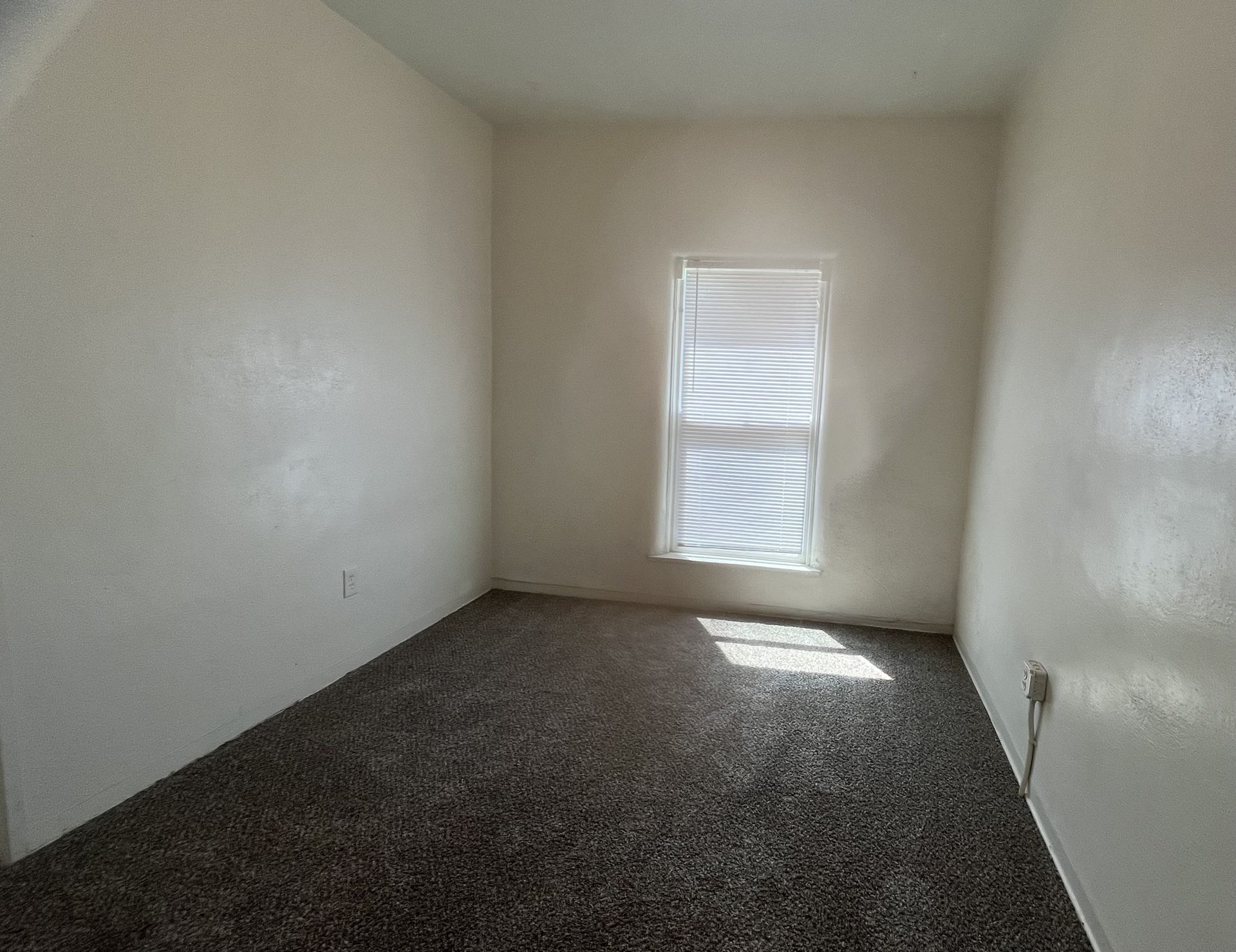 704 S Howard St Apt B - Corona - California - 2 bed, 1 bath rental property
