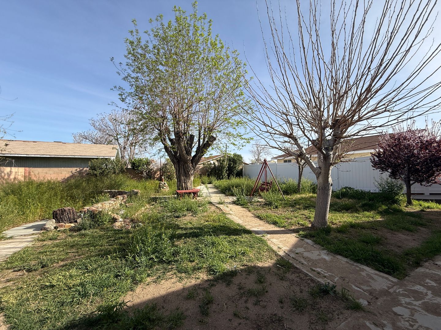 711 E. Ave. K4 - Lancaster - California - 3 bed, 2 bath rental property