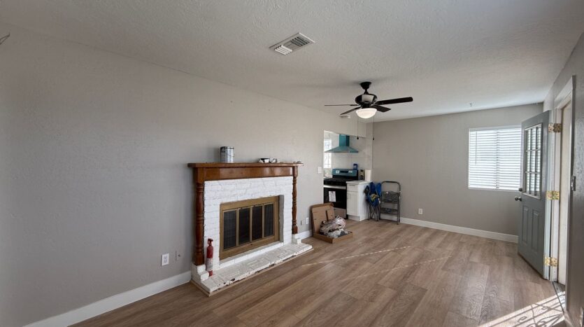 711 E. Ave. K4 - Lancaster - California - 3 bed, 2 bath rental property