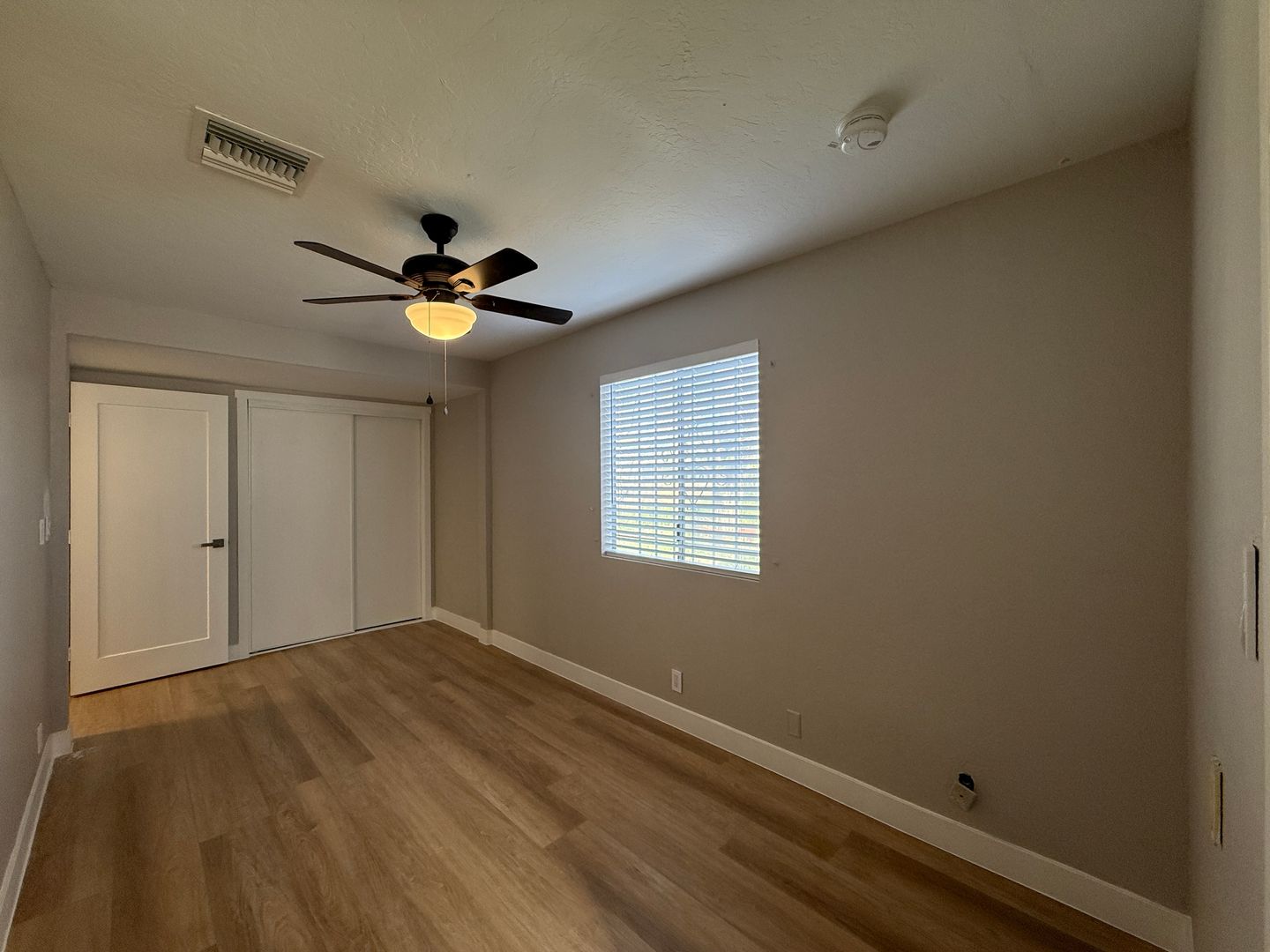 711 E. Ave. K4 - Lancaster - California - 3 bed, 2 bath rental property