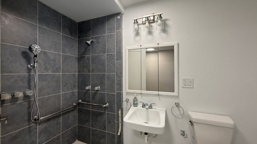 711 E. Ave. K4 - Lancaster - California - 3 bed, 2 bath rental property