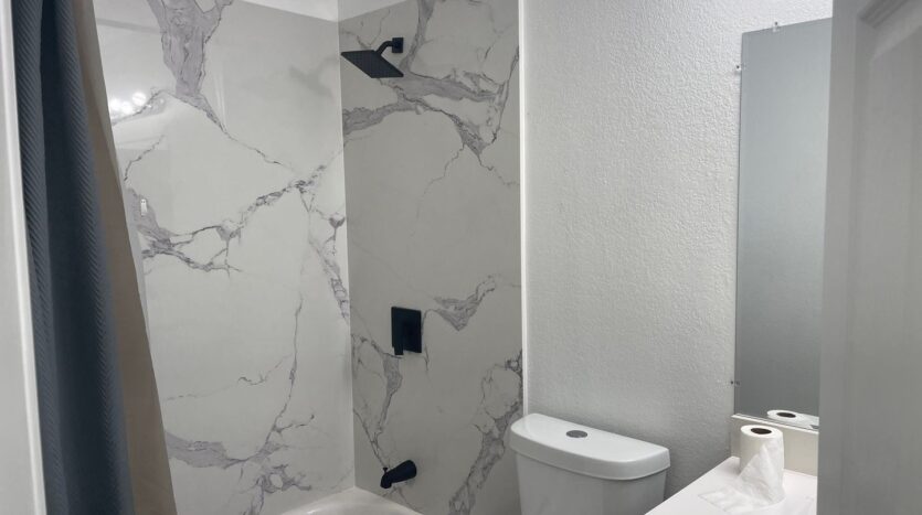 721 E Oak St - Stockton - California - 2 bed, 1 bath rental property