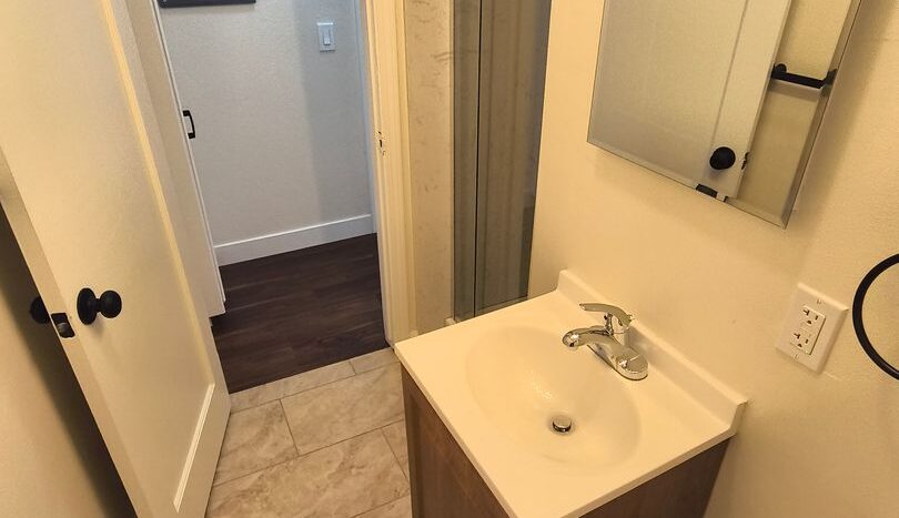 724 Medford Ave - Hayward - California - 1 bed, 1 bath rental property