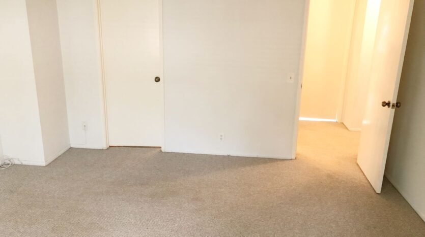 8 Hollowglen - Irvine - California - 2 bed, 1.5 bath rental property