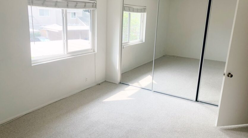 8 Hollowglen - Irvine - California - 2 bed, 1.5 bath rental property