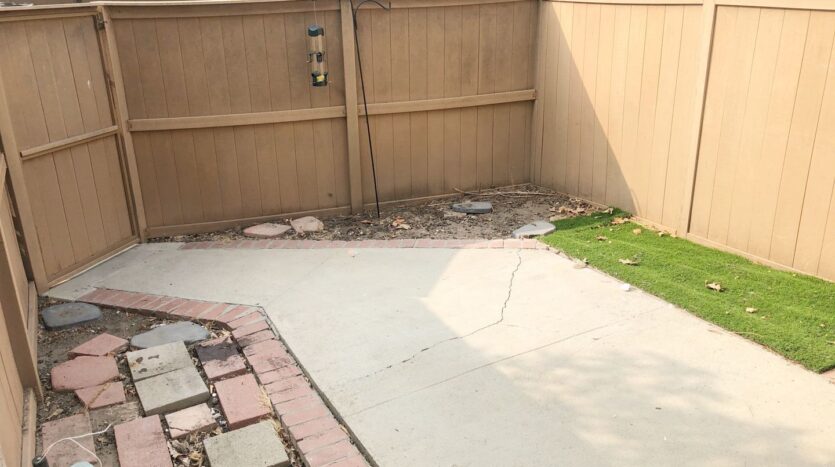 8 Hollowglen - Irvine - California - 2 bed, 1.5 bath rental property