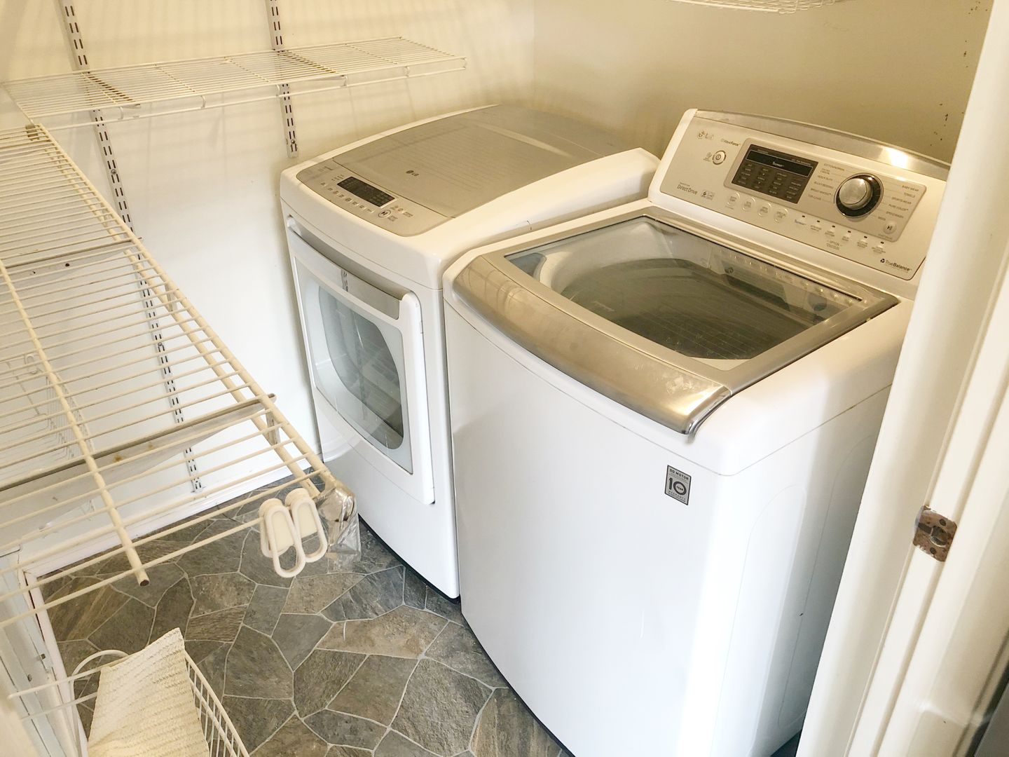 8 Hollowglen - Irvine - California - 2 bed, 1.5 bath rental property