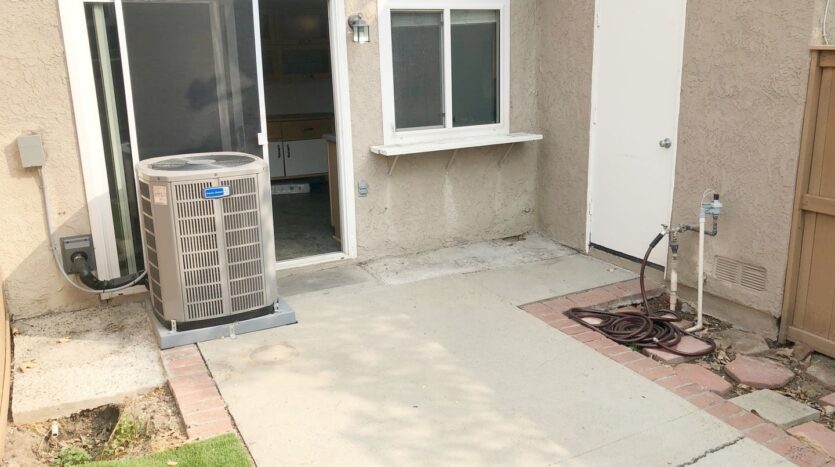 8 Hollowglen - Irvine - California - 2 bed, 1.5 bath rental property