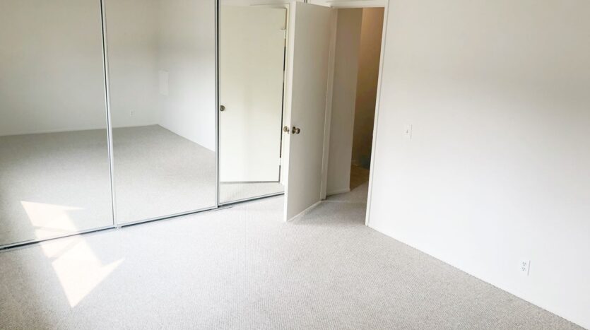 8 Hollowglen - Irvine - California - 2 bed, 1.5 bath rental property