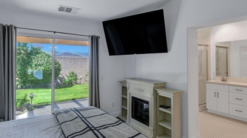 81258 Avenida Esmeralda - Indio - California - 3 bed, 2 bath rental property