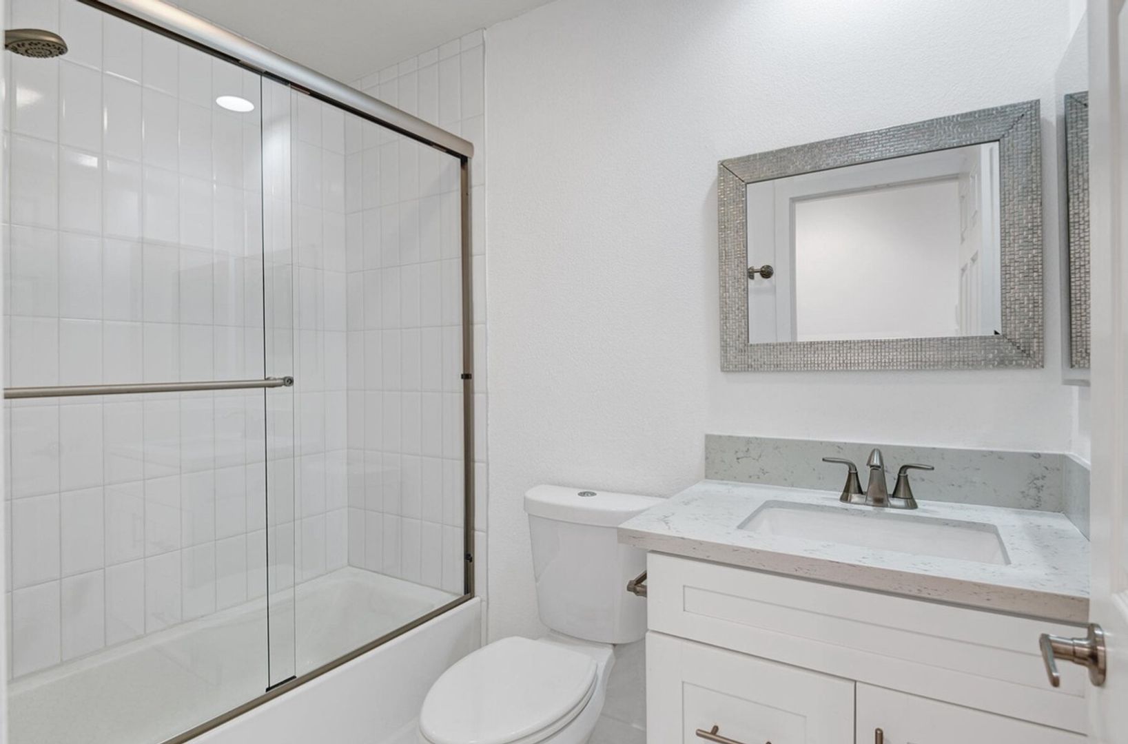 81258 Avenida Esmeralda - Indio - California - 3 bed, 2 bath rental property