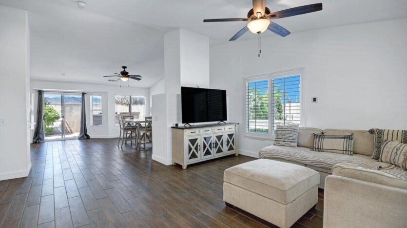 81258 Avenida Esmeralda - Indio - California - 3 bed, 2 bath rental property