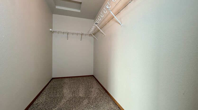 822 NE Larch Avenue - Redmond - Oregon - 3 bed, 2.5 bath rental property