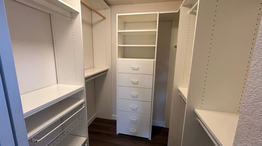 8467 Heritage Hill Drive - Elk Grove - California - 3 bed, 2 bath rental property