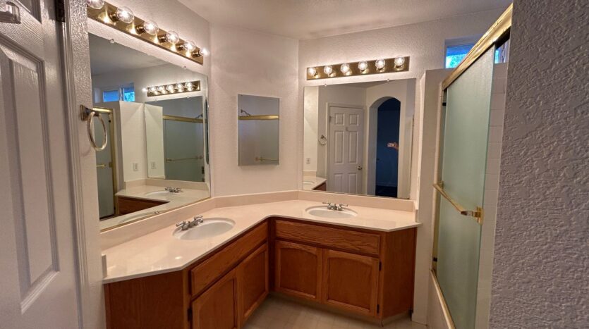 8467 Heritage Hill Drive - Elk Grove - California - 3 bed, 2 bath rental property