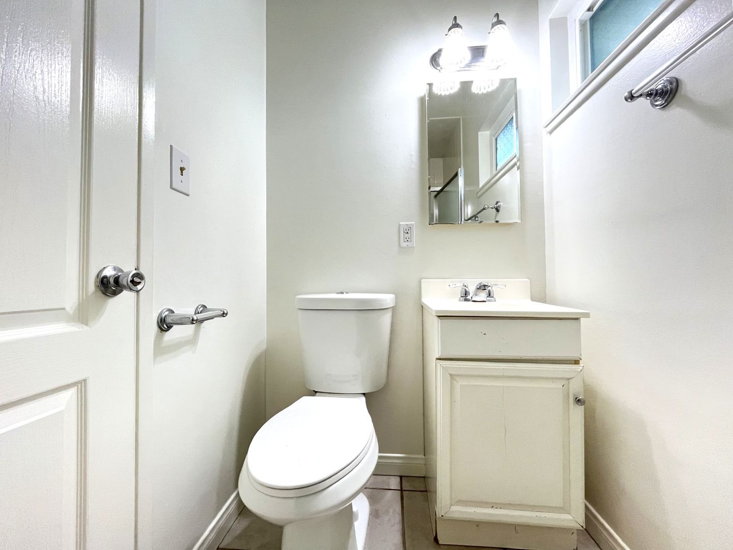 856 N Fushia Ave - Ontario - California - 3 bed, 2 bath rental property