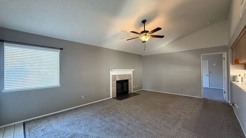 8665 N. Cedar Avenue  #130 - Fresno - California - 3 bed, 2 bath rental property