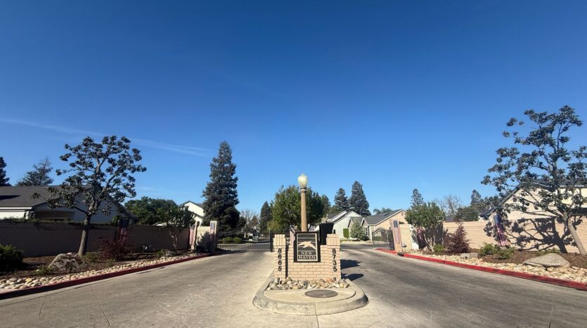 8665 N. Cedar Avenue  #130 - Fresno - California - 3 bed, 2 bath rental property
