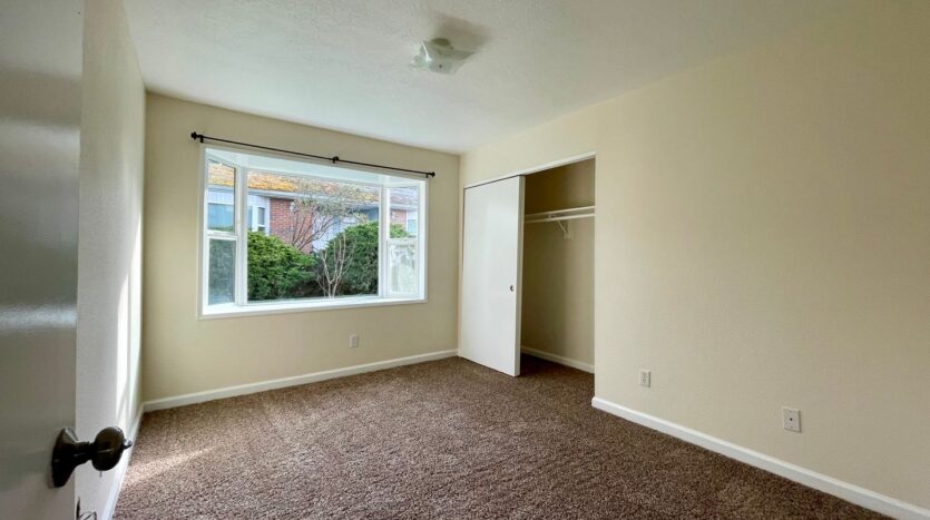 882 NW Florence   - Gresham - Oregon - 2 bed, 1 bath rental property