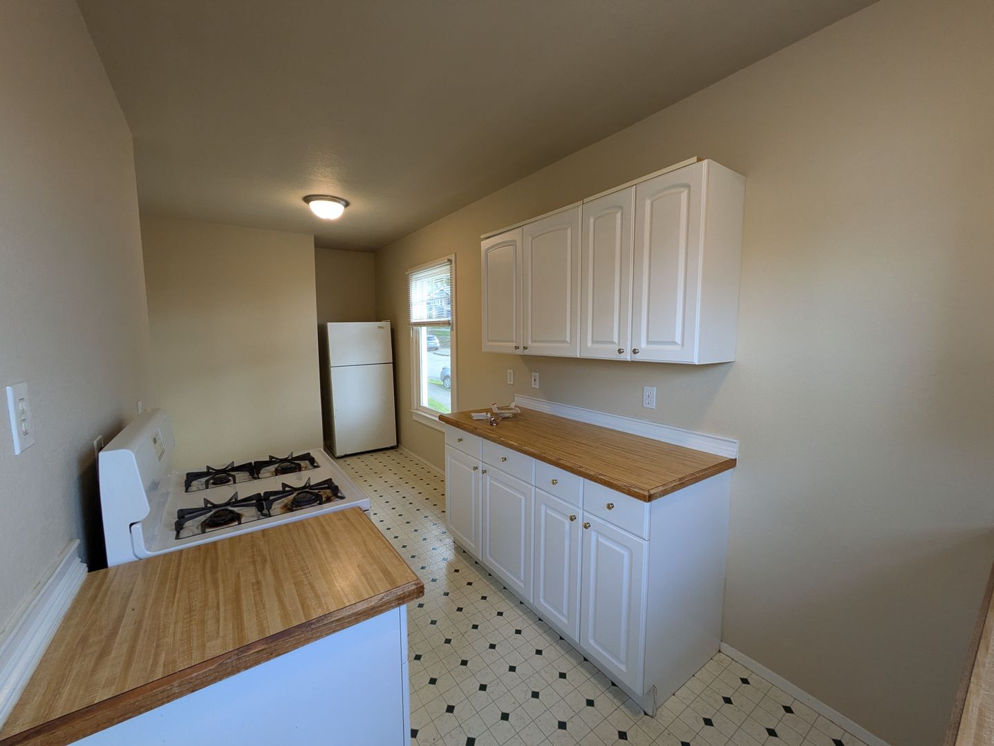 901 High Street - Bellingham - Washington - 1 bed, 1 bath rental property