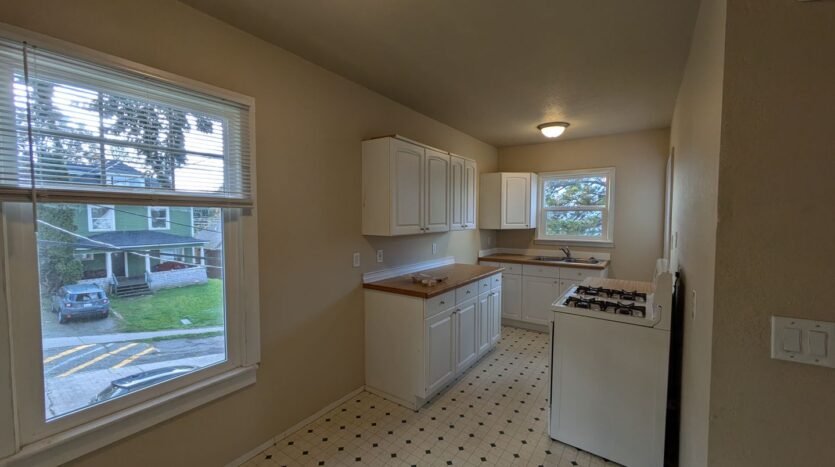 901 High Street - Bellingham - Washington - 1 bed, 1 bath rental property