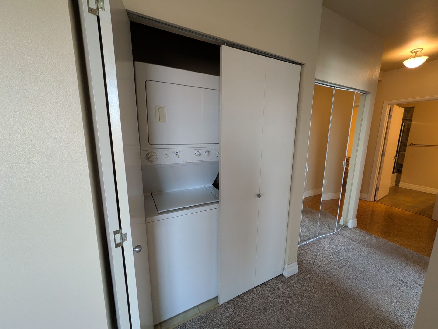 910 Harris Ave #301 - Bellingham - Washington - 1 bed, 1 bath rental property