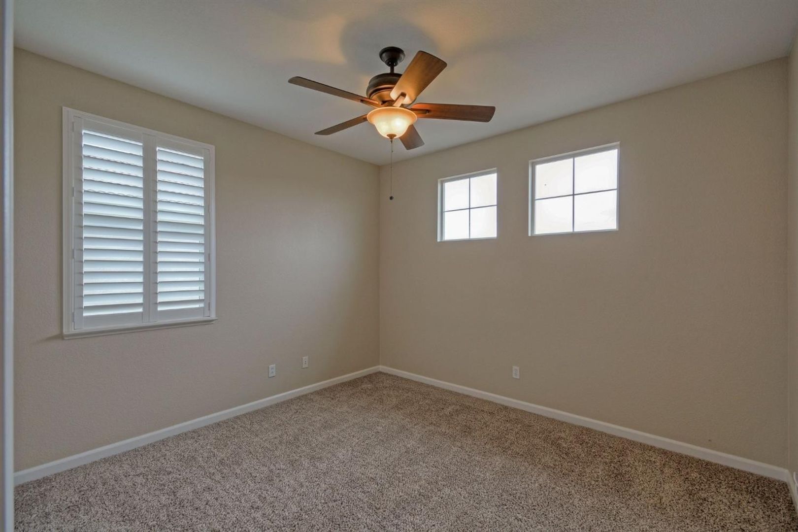 9308 Pascal Way - Elk Grove - California - 4 bed, 3 bath rental property