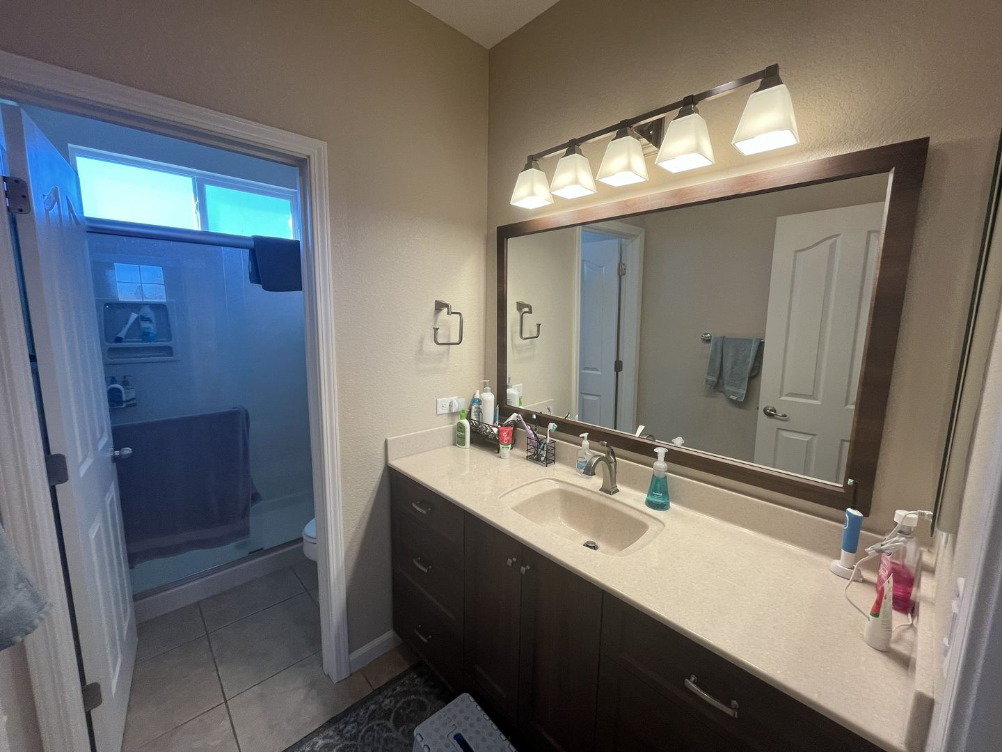 9308 Pascal Way - Elk Grove - California - 4 bed, 3 bath rental property